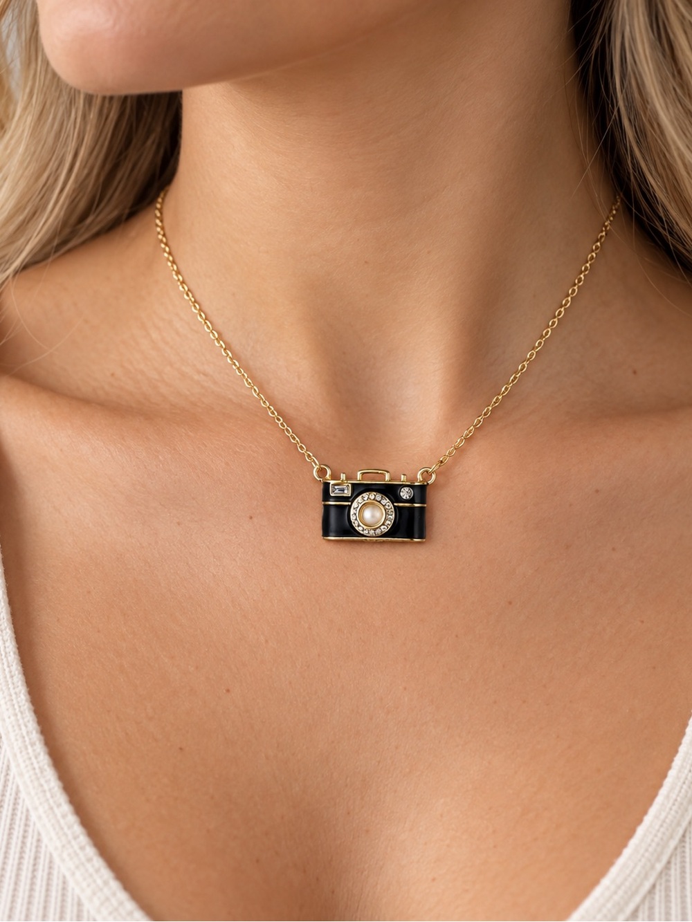 Gold & Black Camera Pendant Necklace - Fashion Jewelry steel 316L